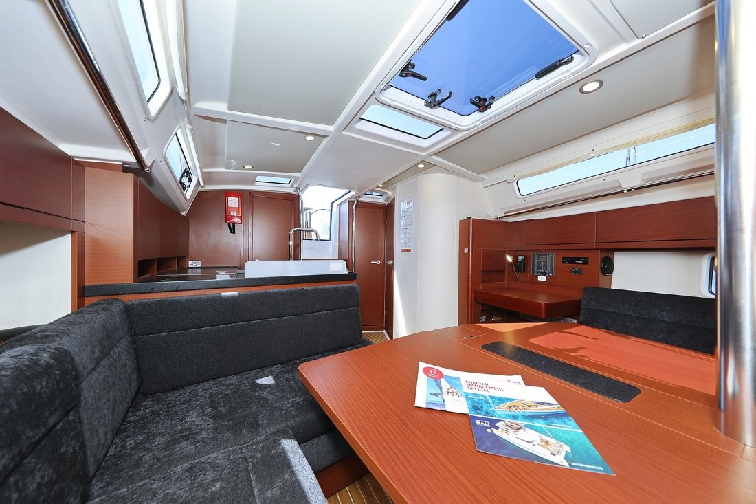 Hanse 388, Chablis