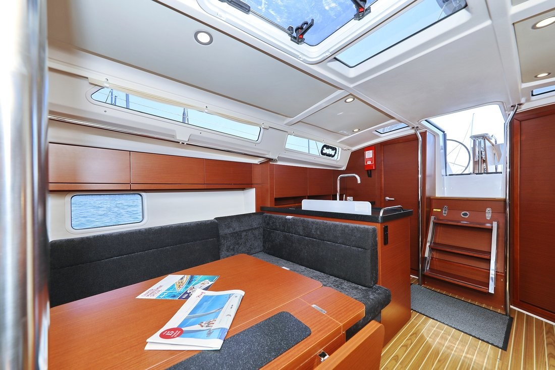 Hanse 388, Chablis