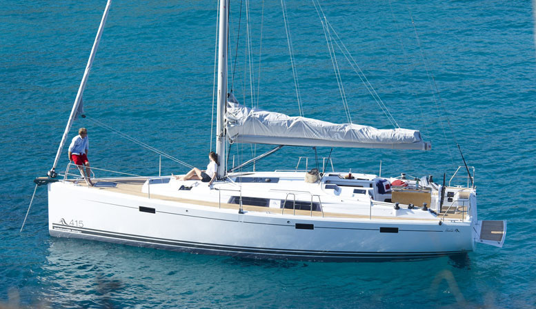 Hanse 415, Luna