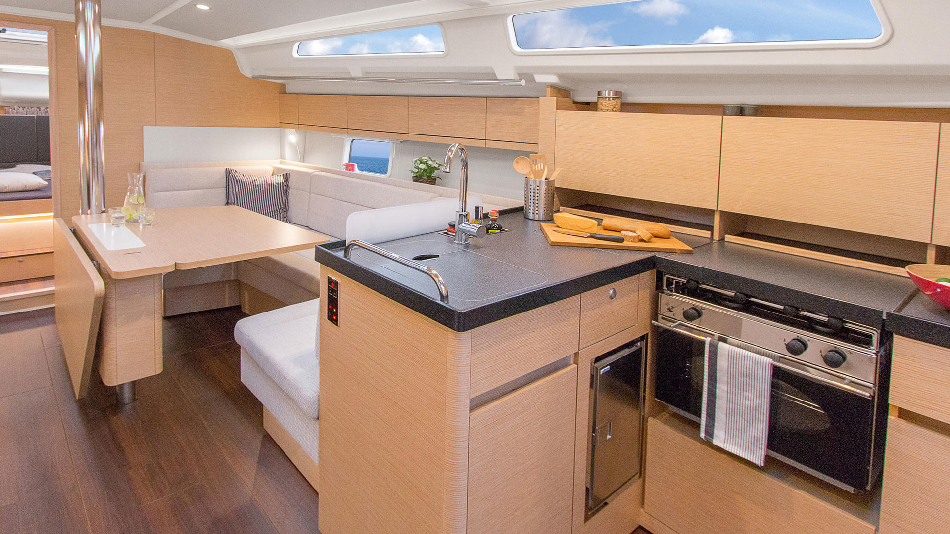 Hanse 418, Laysan