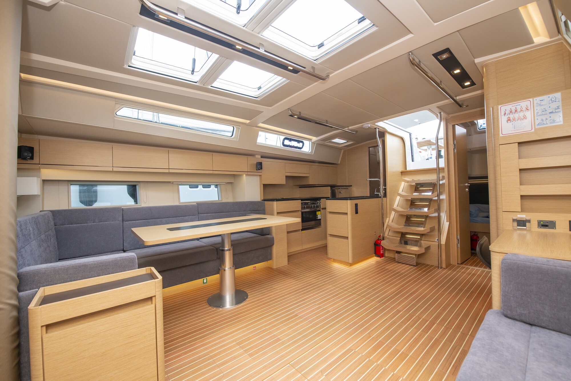Hanse 548, Playa