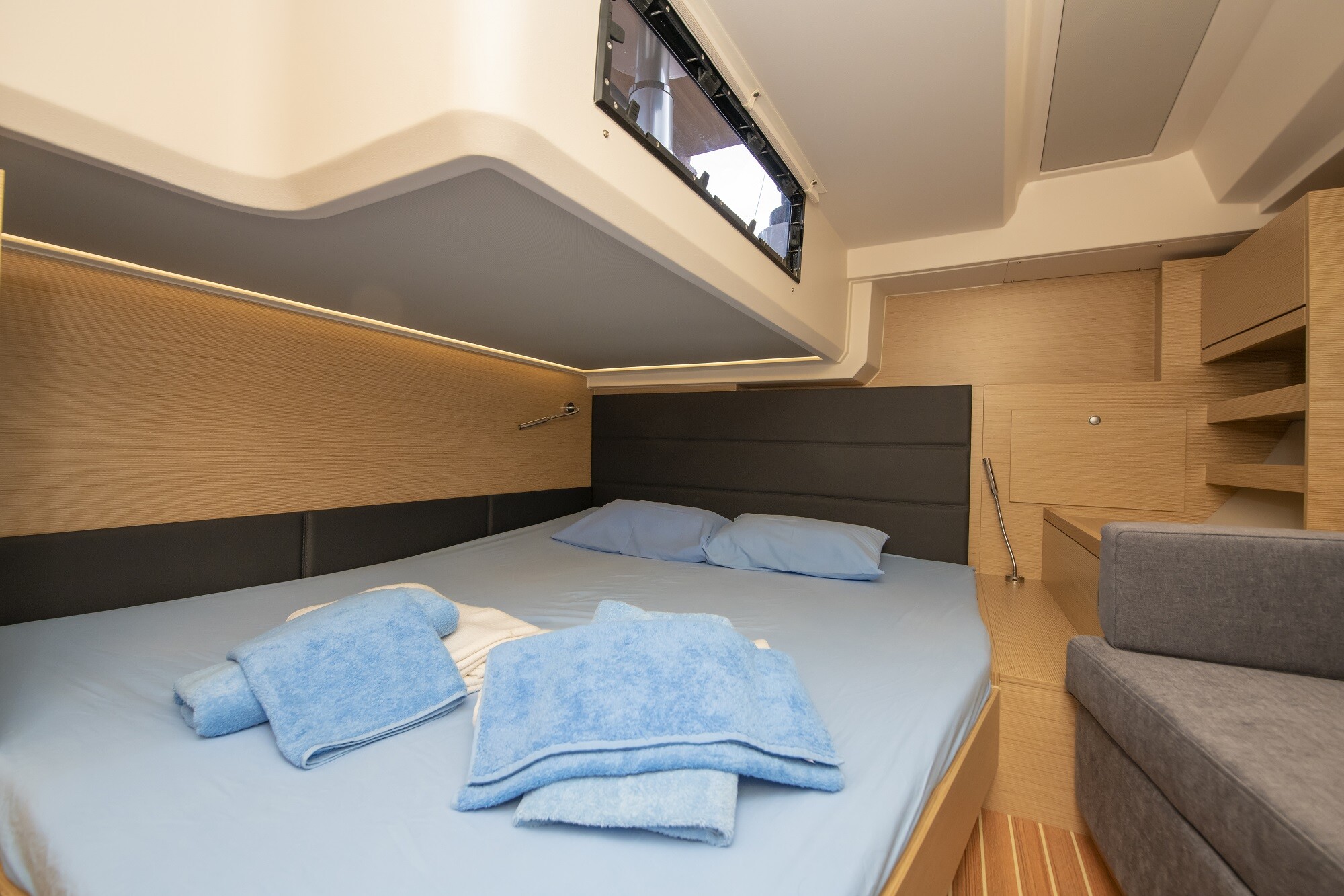 Hanse 548, Playa