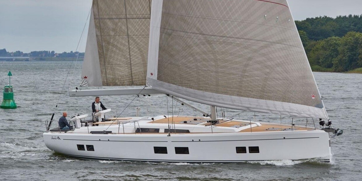 Hanse 548, Adele