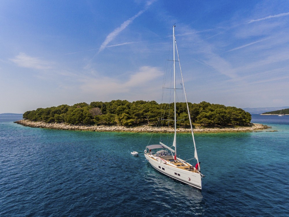 Hanse 588, Superstar