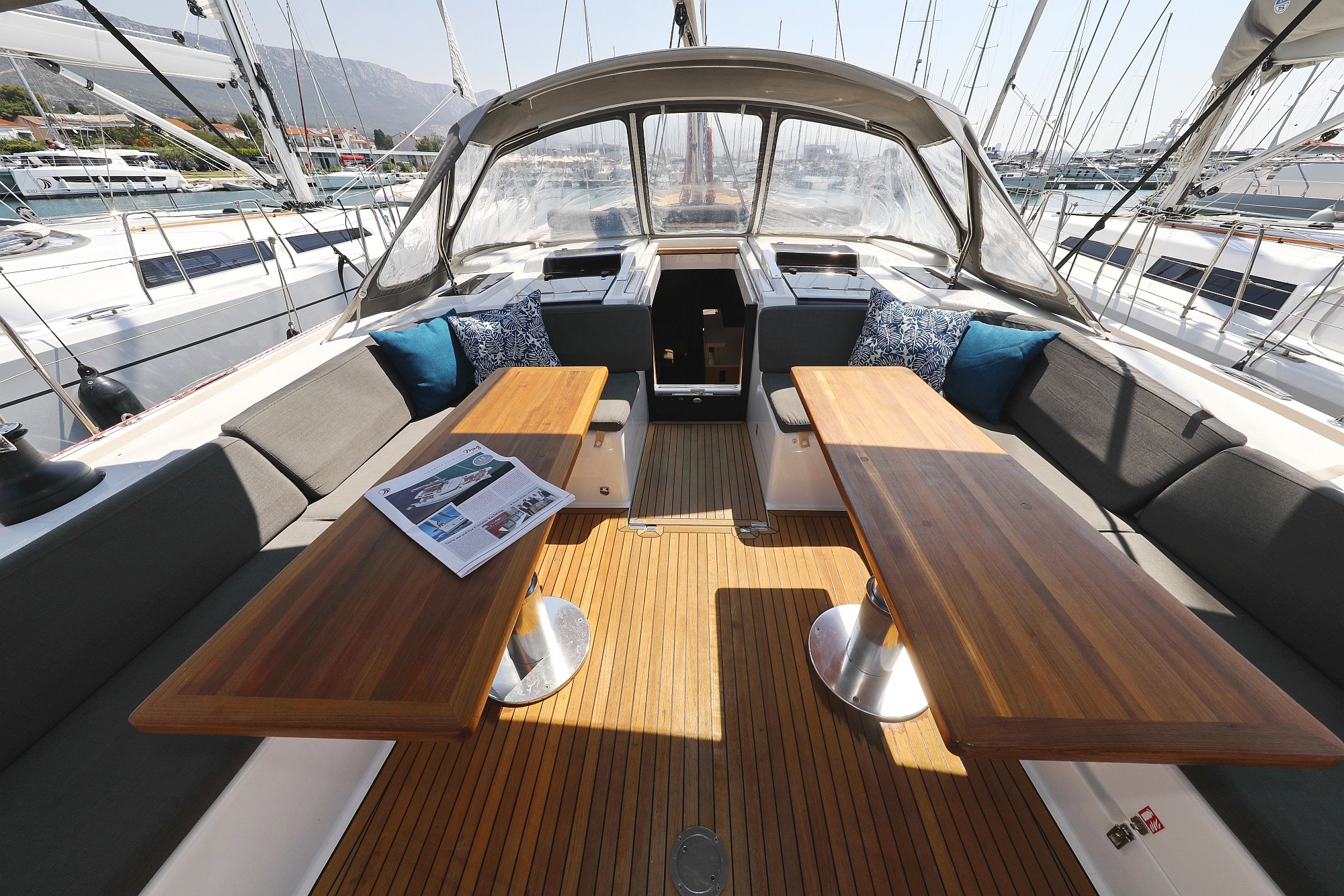Hanse 588, Superstar