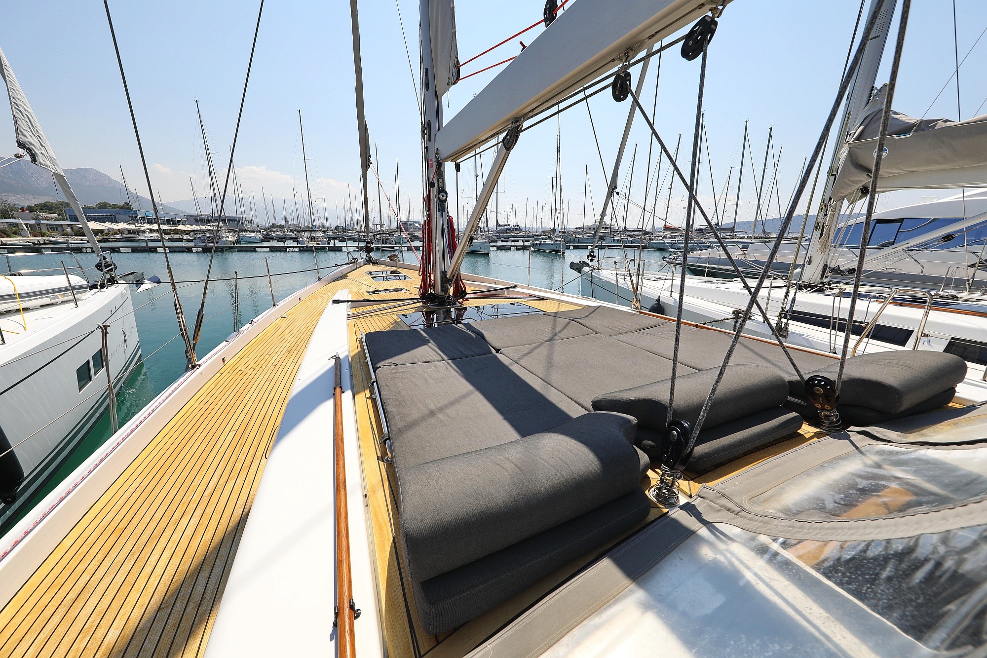 Hanse 588, Superstar