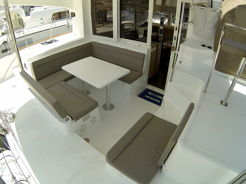 Lagoon 39, Bob Cat