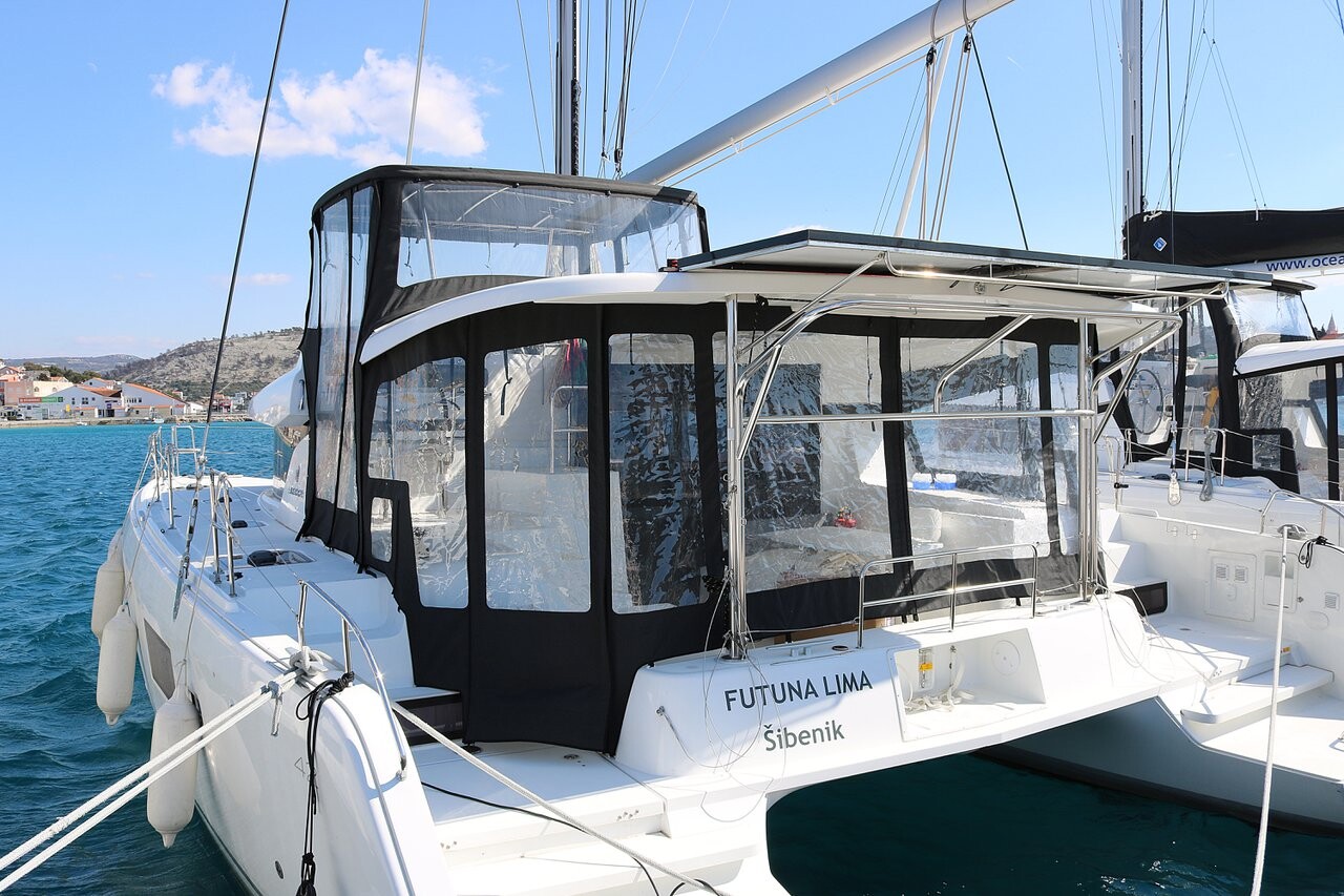 Lagoon 42, Futuna Lima