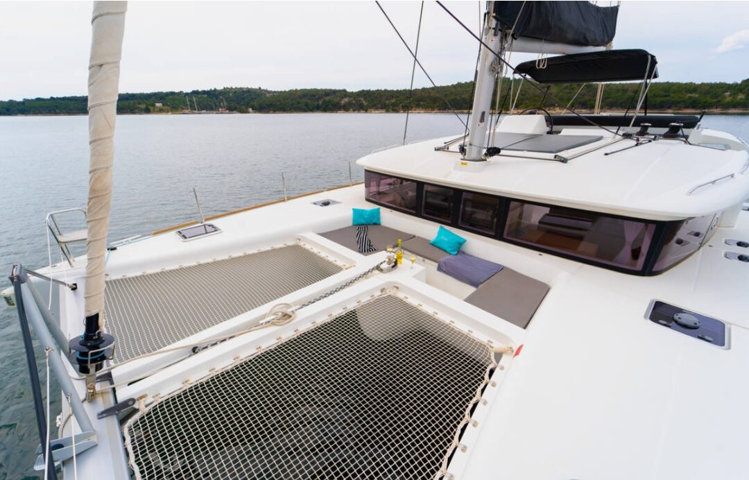 Lagoon 450 F, Julius Cesar III