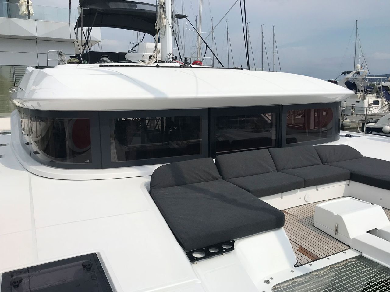 Lagoon 50, Katka