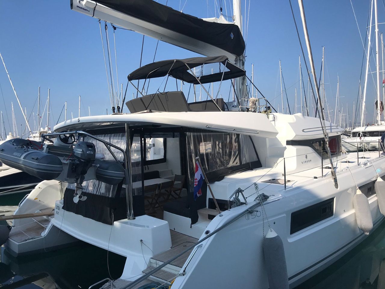 Lagoon 50, Katka