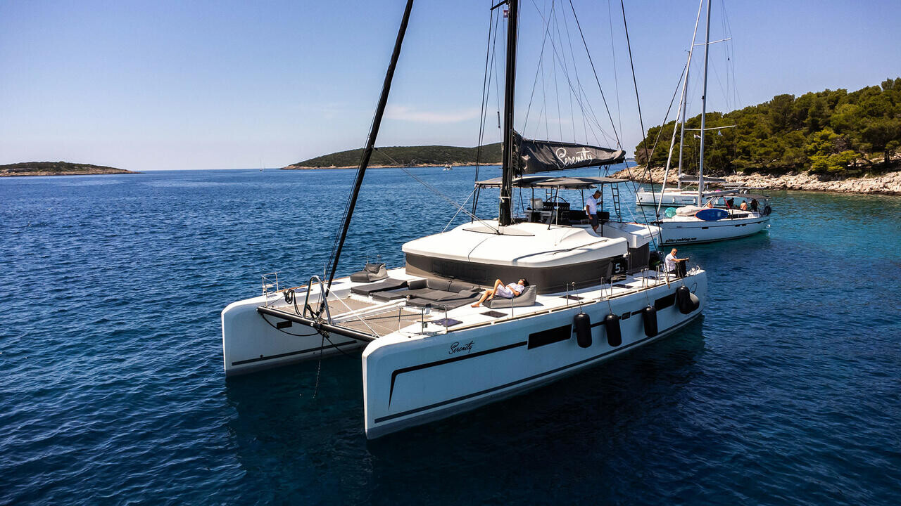 Lagoon 52, Serenity