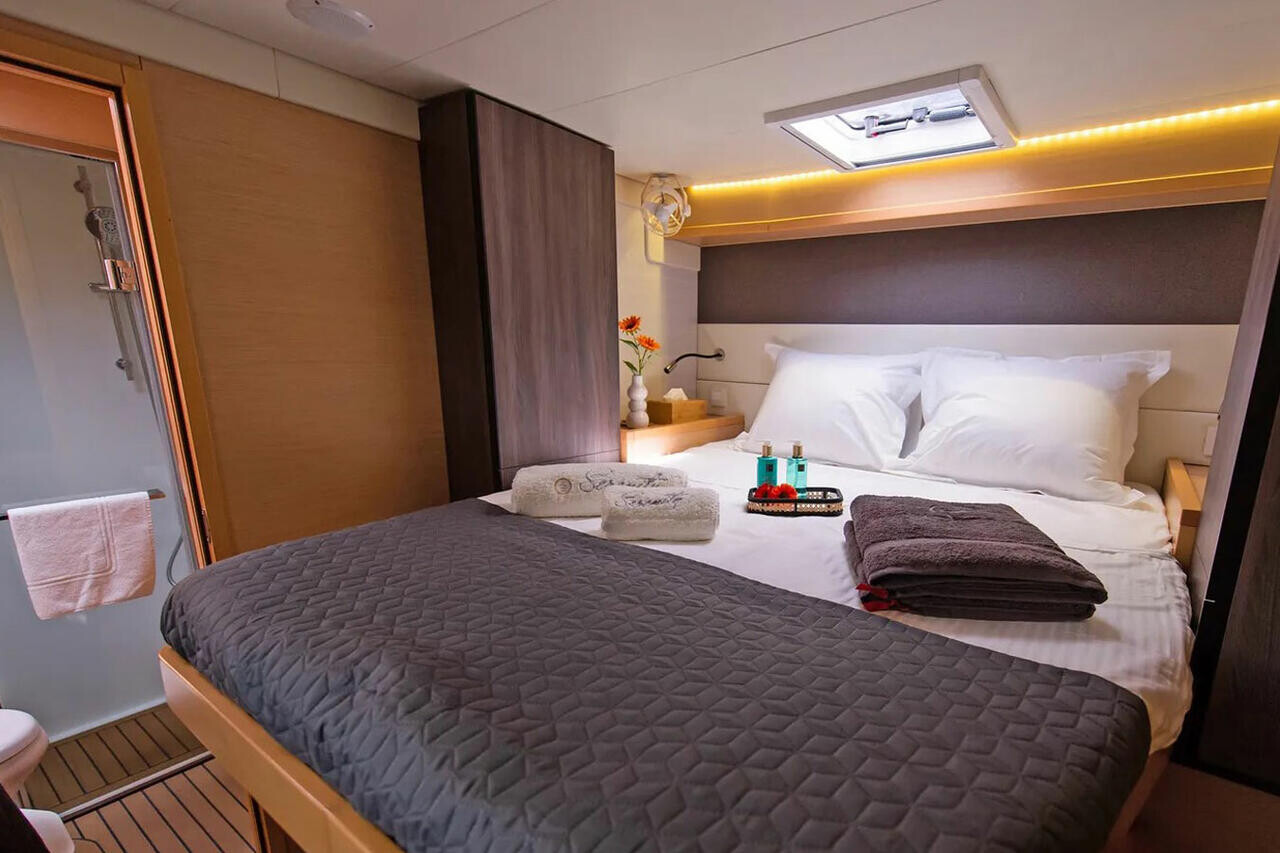 Lagoon 52, Serenity
