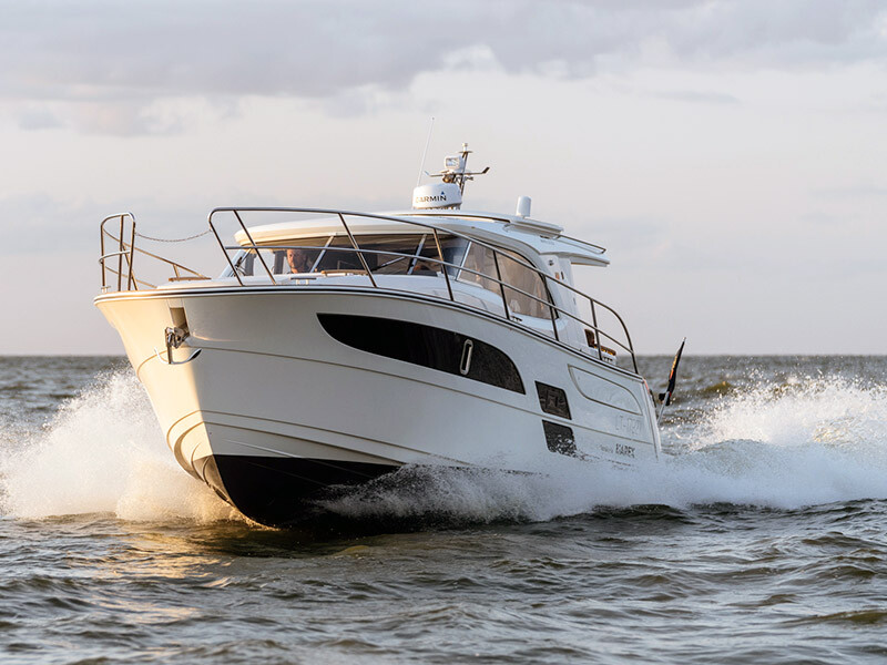 Marex 330 Scandinavia, Malinkonija