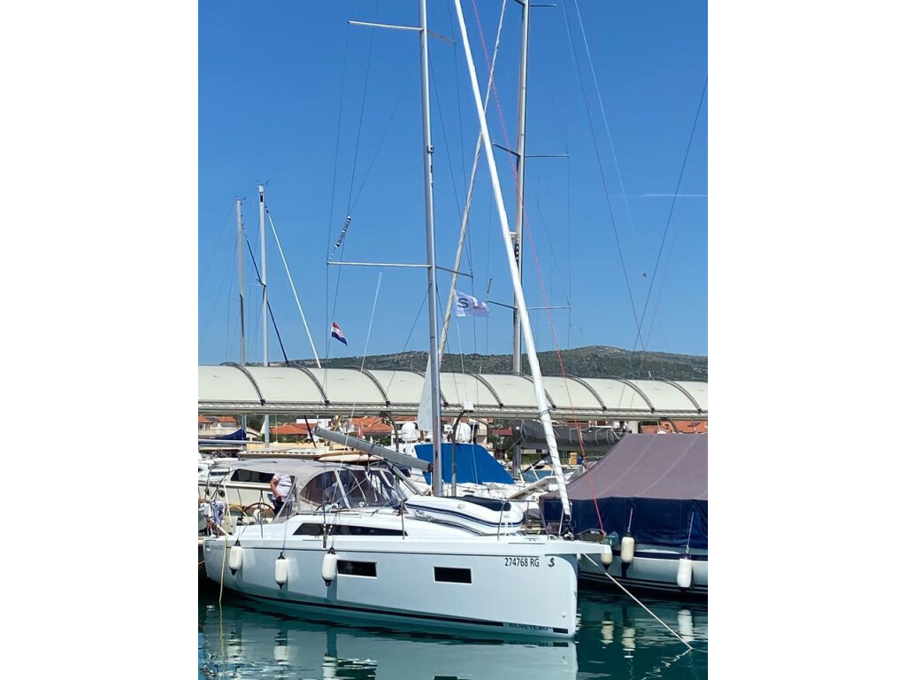 Oceanis 34.1, Ka Nani