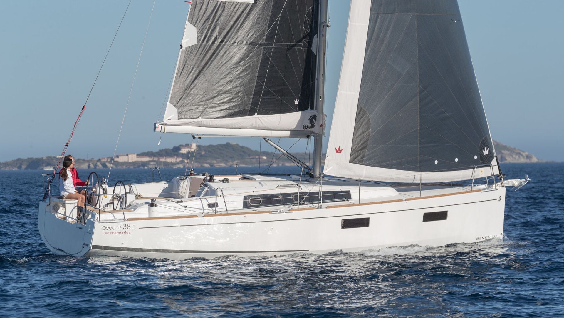 Oceanis 38.1, Tamara