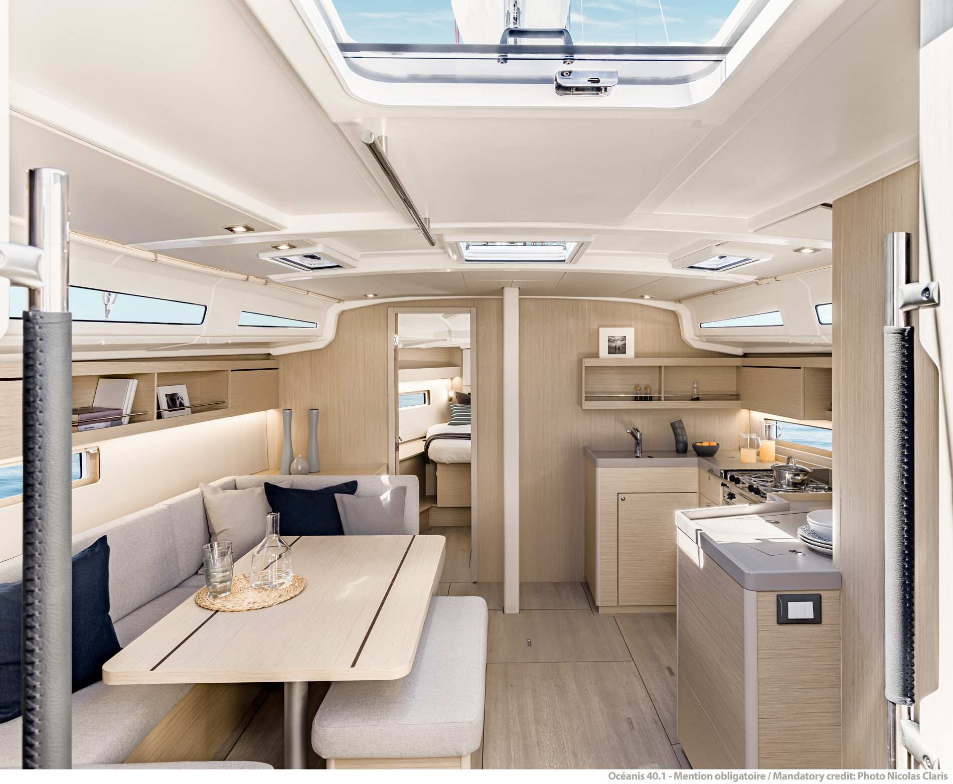 Oceanis 40.1, Kiki