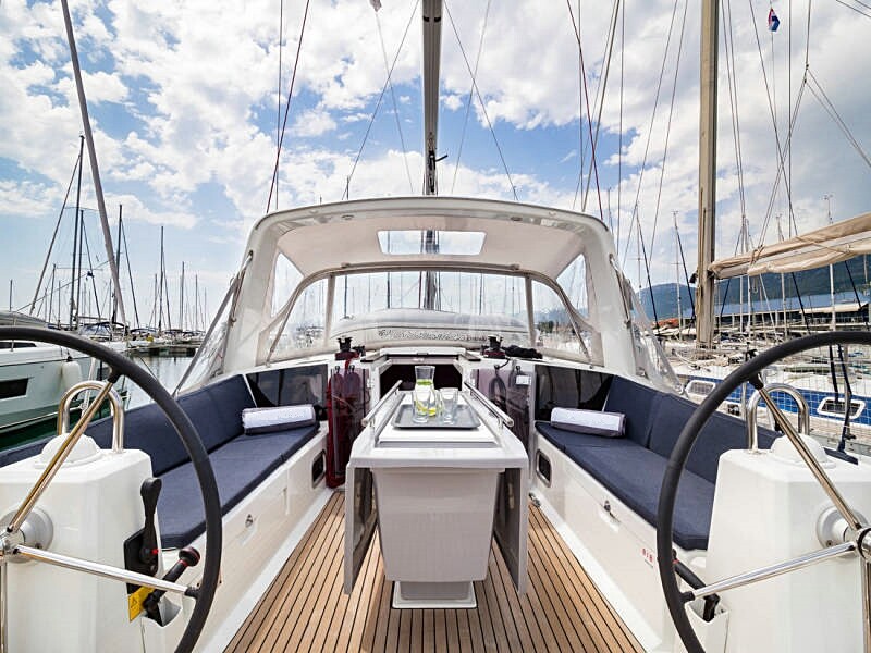 Oceanis 41.1, First