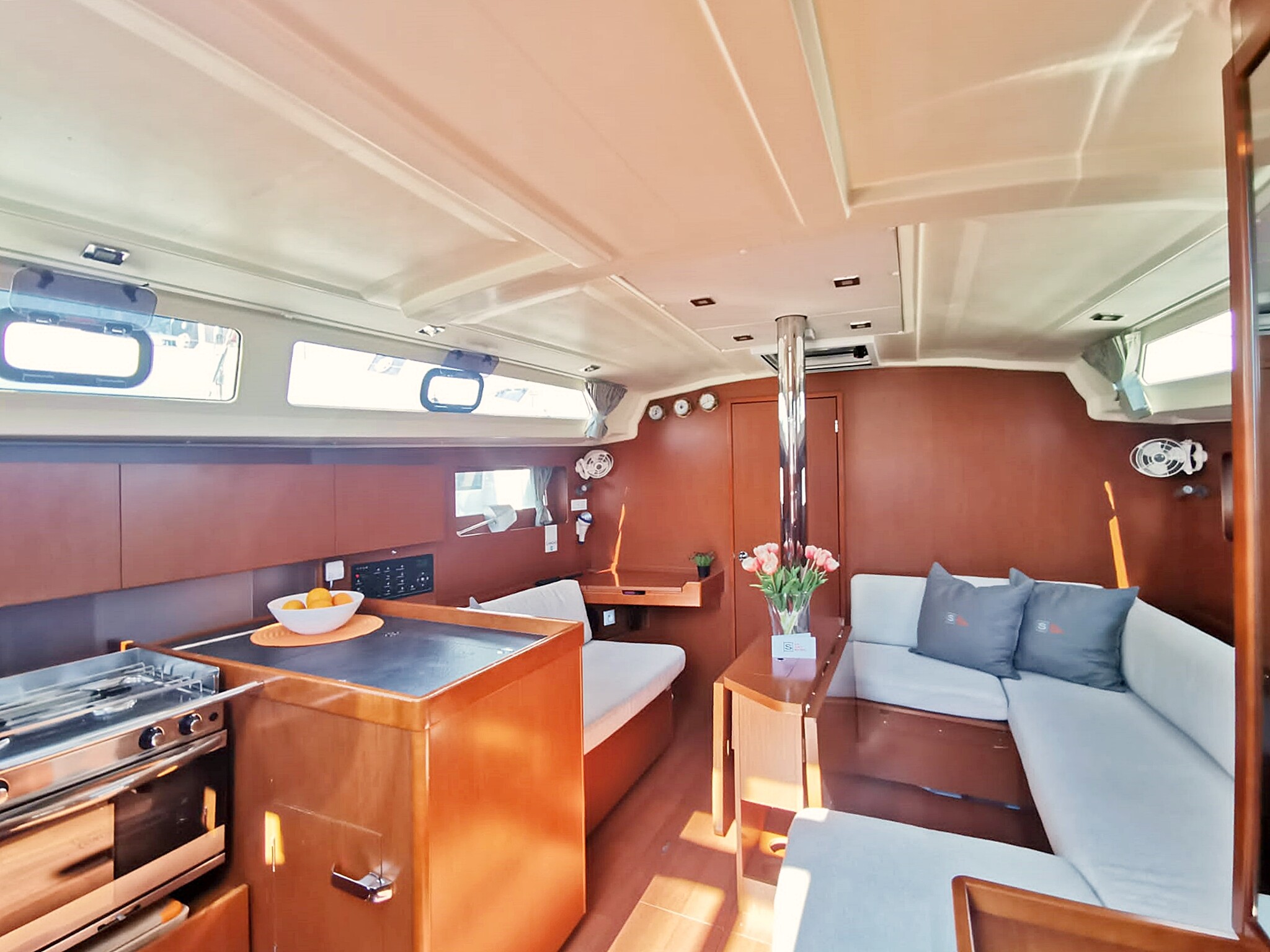 Oceanis 41.1, First