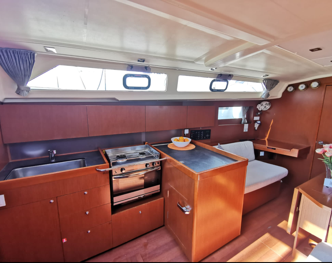 Oceanis 41.1, First