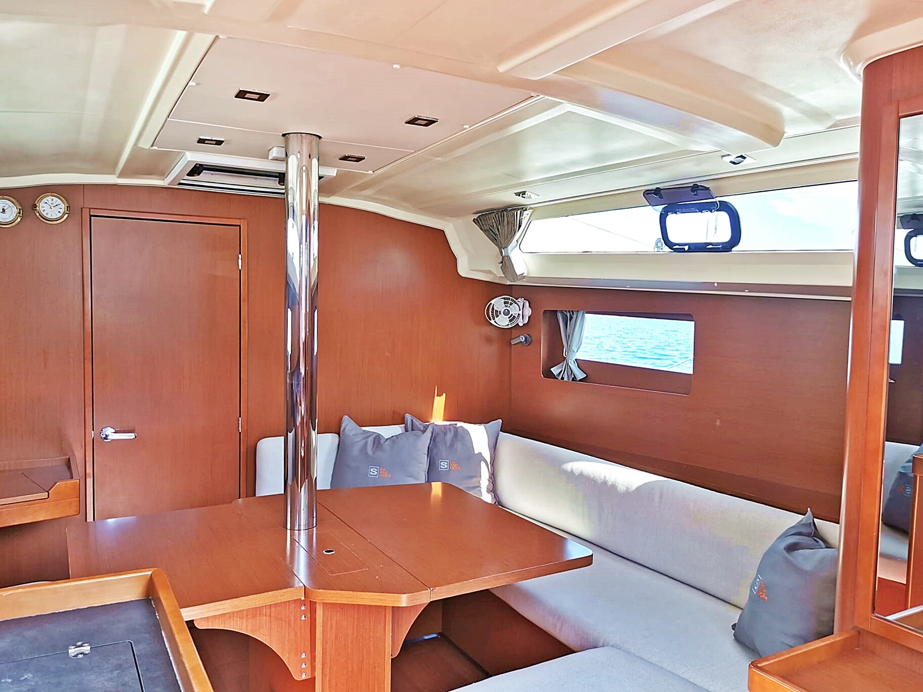 Oceanis 41.1, First
