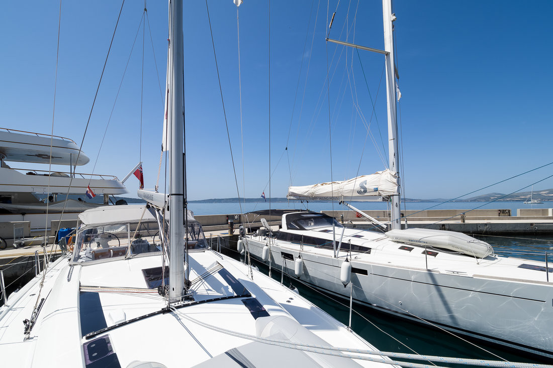 Oceanis 51.1 OW, Mamamia