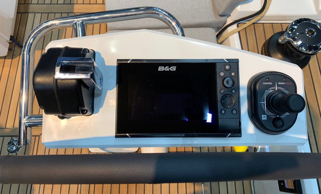 Oceanis 51.1 OW, Mamamia