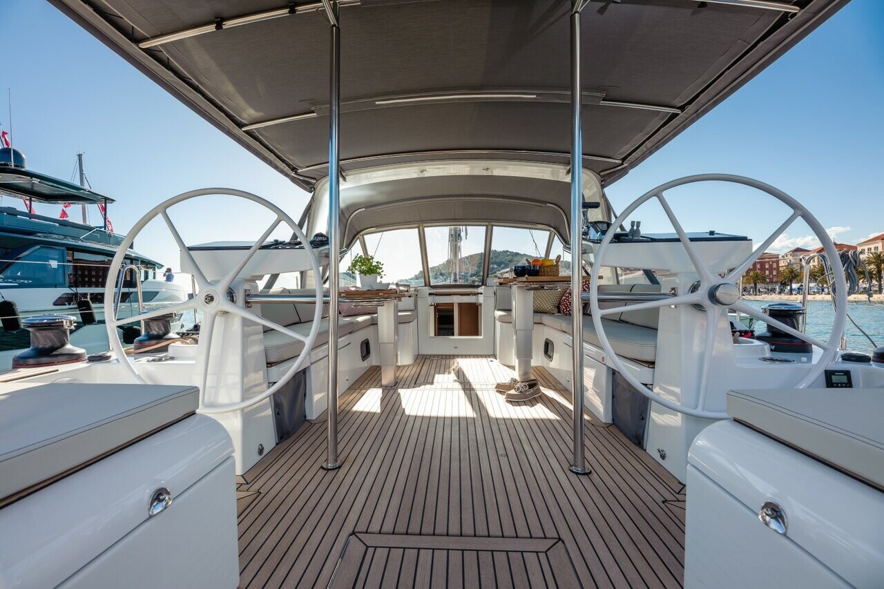 Oceanis 54, Big Blue