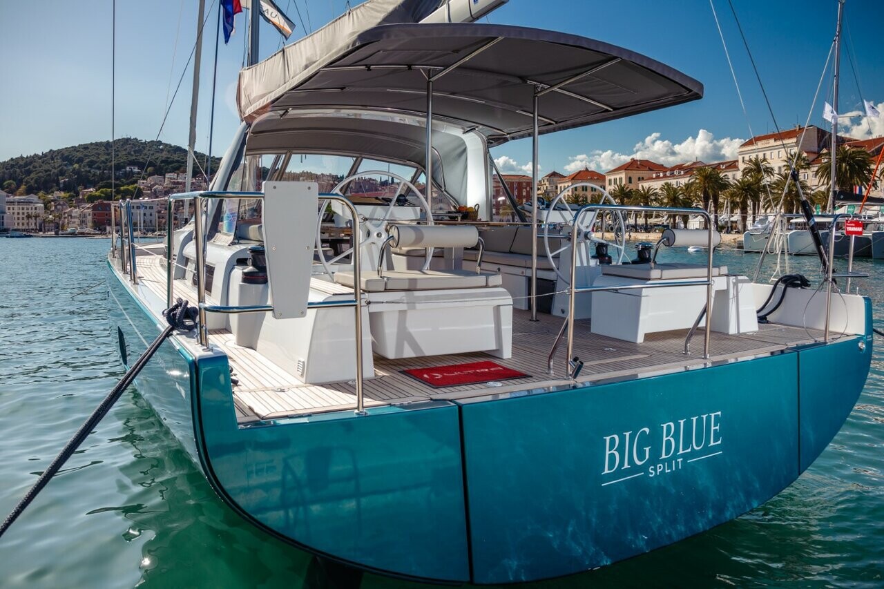 Oceanis 54, Big Blue