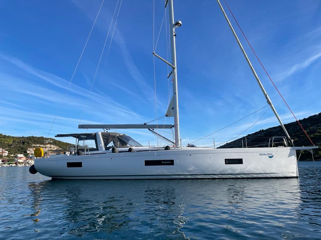 Oceanis Yacht 54, White Bird 