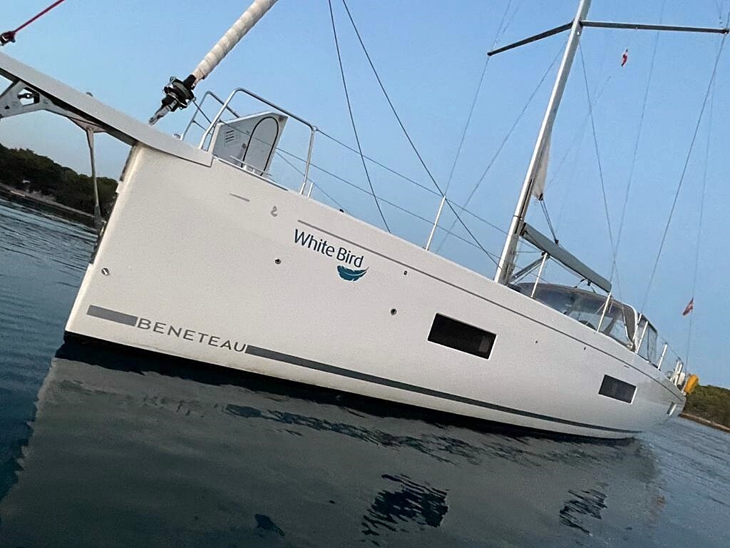 Oceanis Yacht 54, White Bird 
