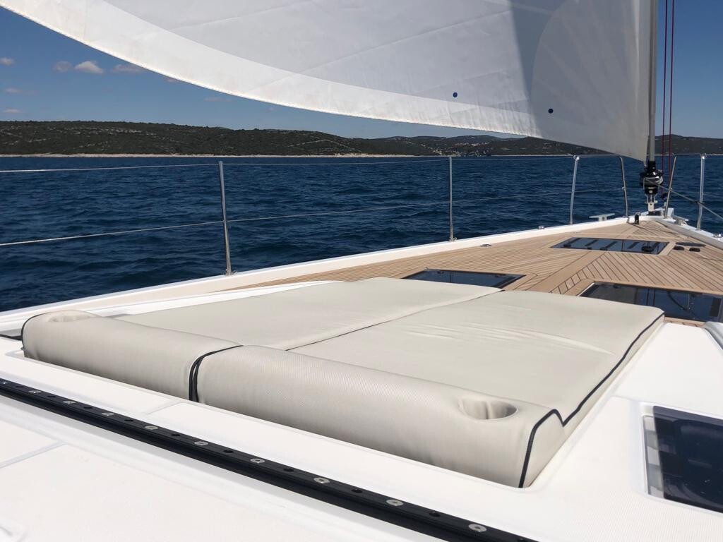 Oceanis Yacht 54, White Bird 