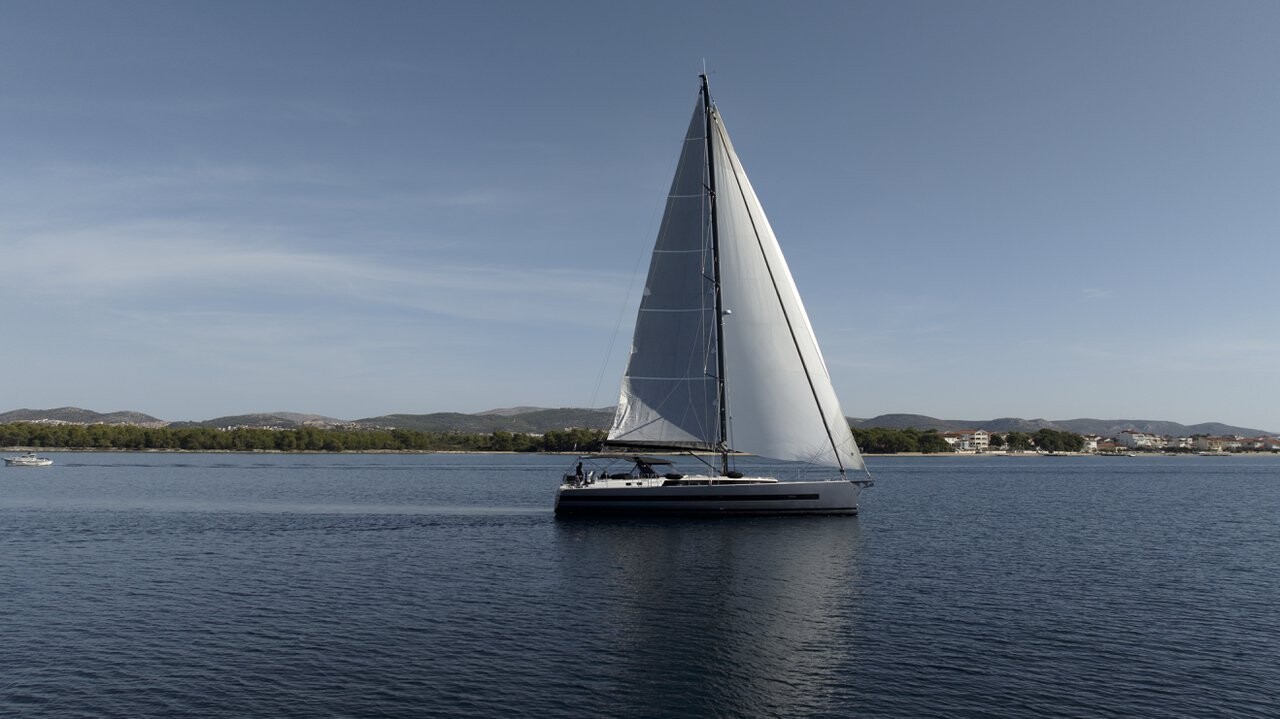Oceanis Yacht 62, Onyx