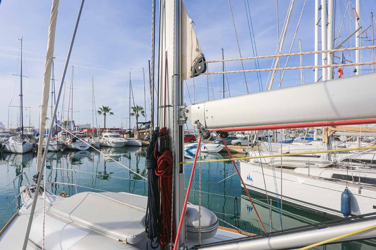 Sun Odyssey 419, Sunny