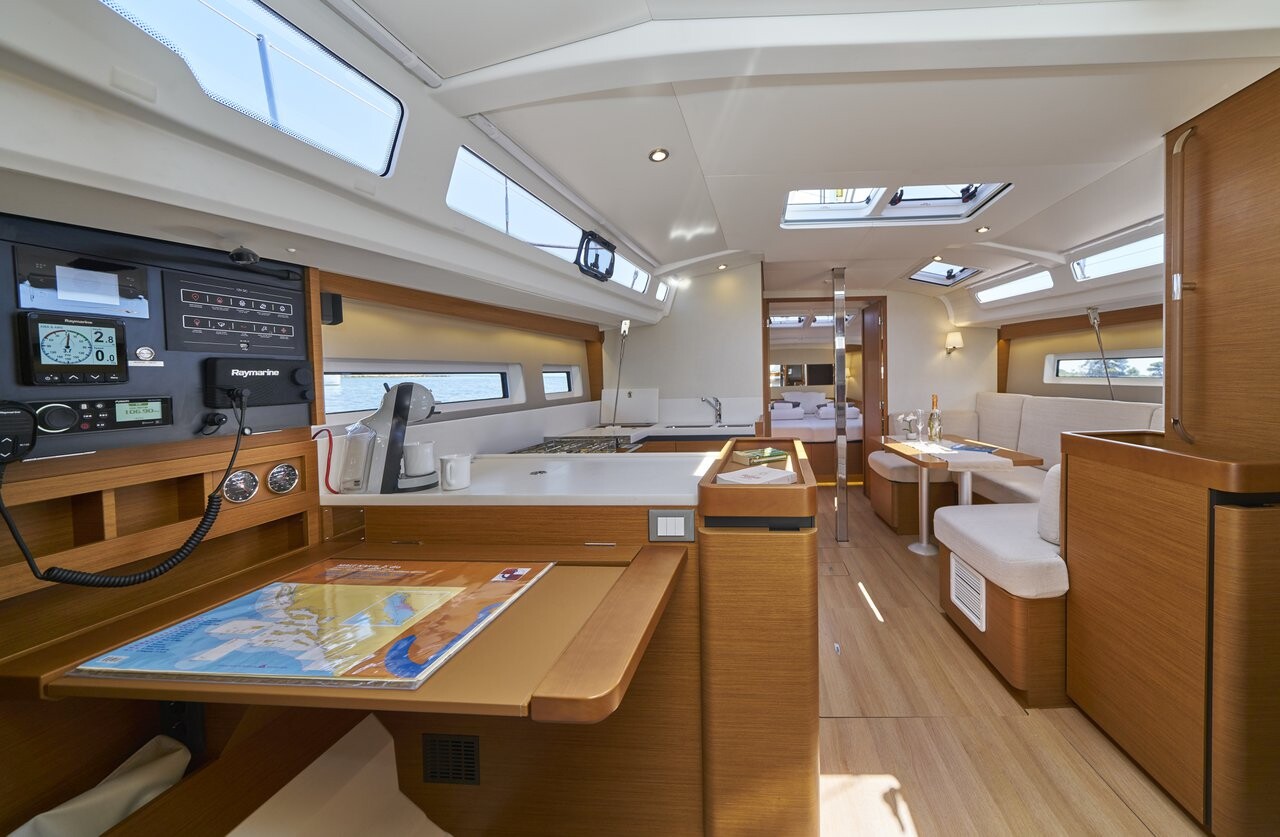 Sun Odyssey 440, Lucia II