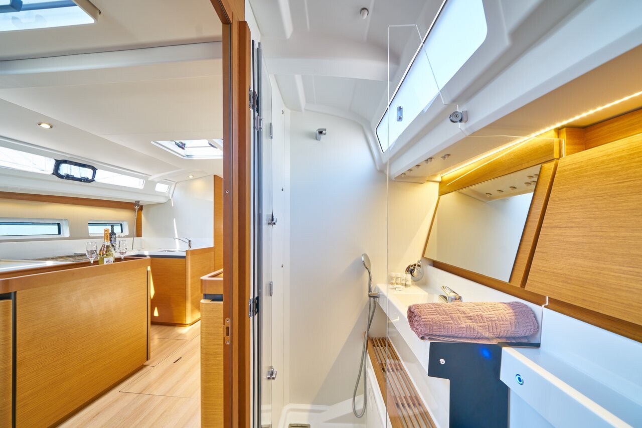 Sun Odyssey 440, Lucia II