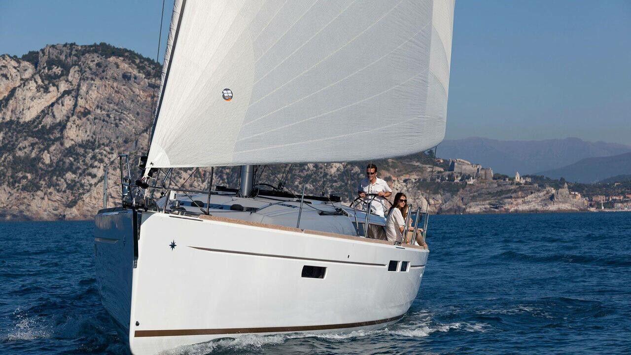 Sun Odyssey 479, Horizon