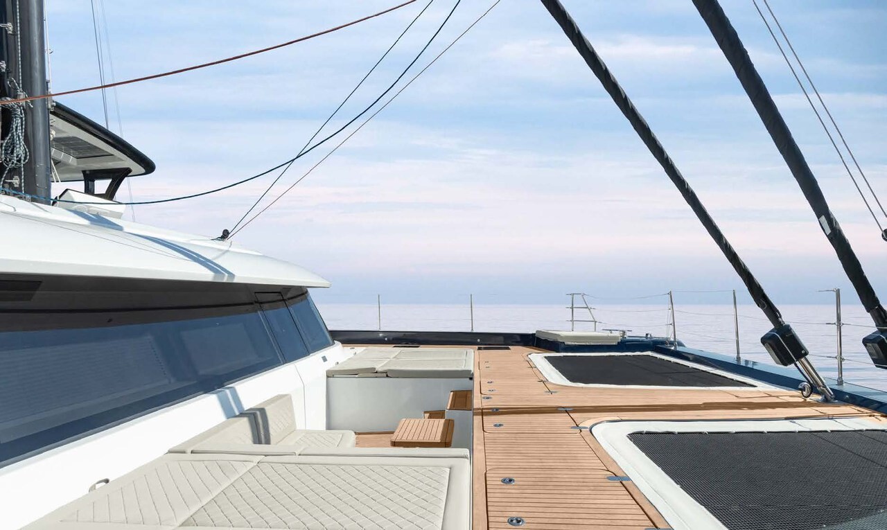 Sunreef 60, Dessus