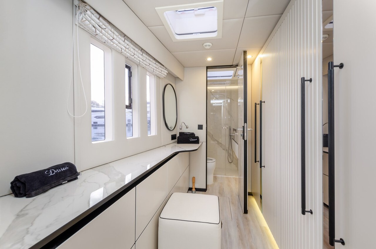 Sunreef 60, Dessus