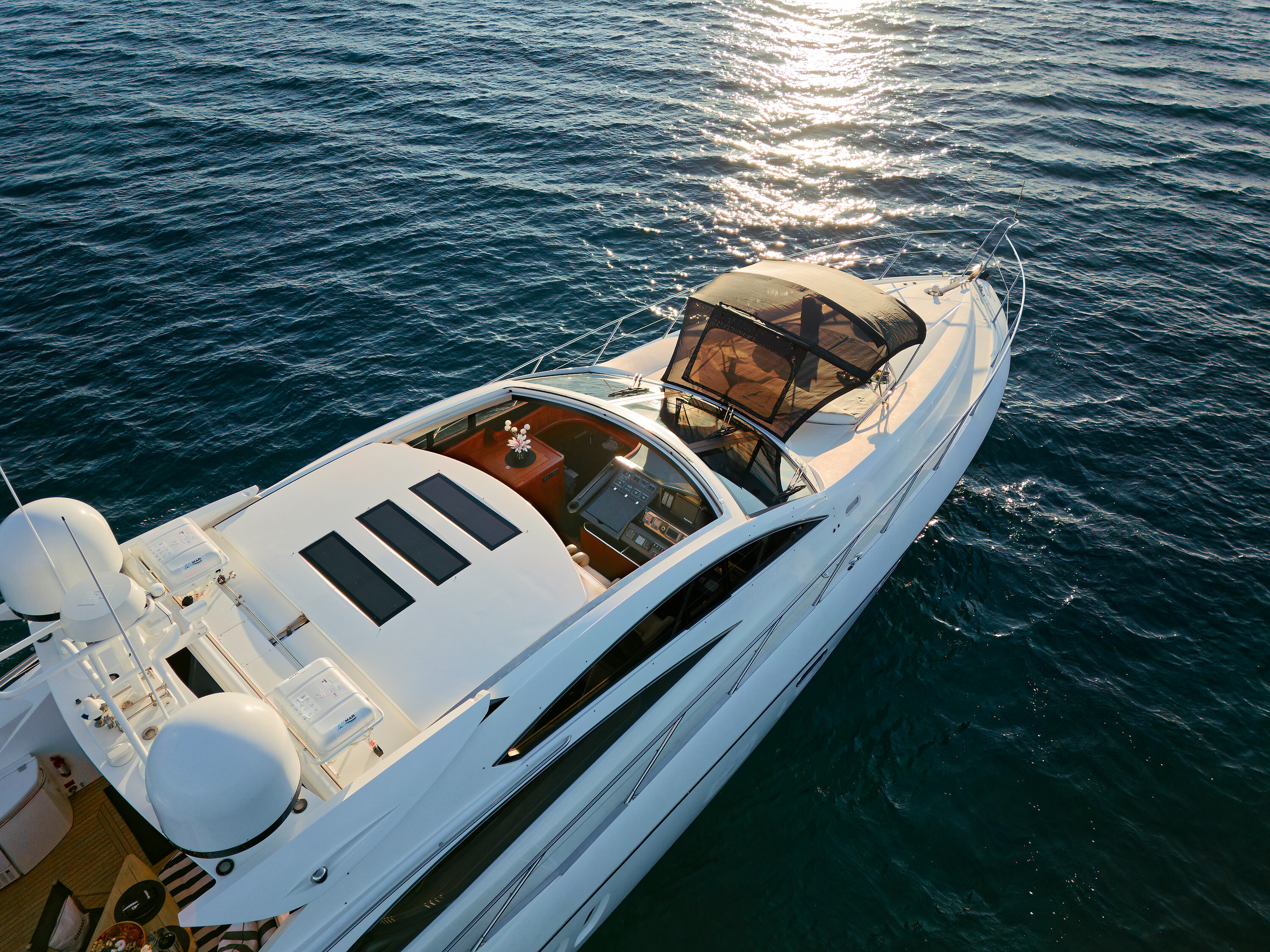 Sunseeker Predator 72, Ghost