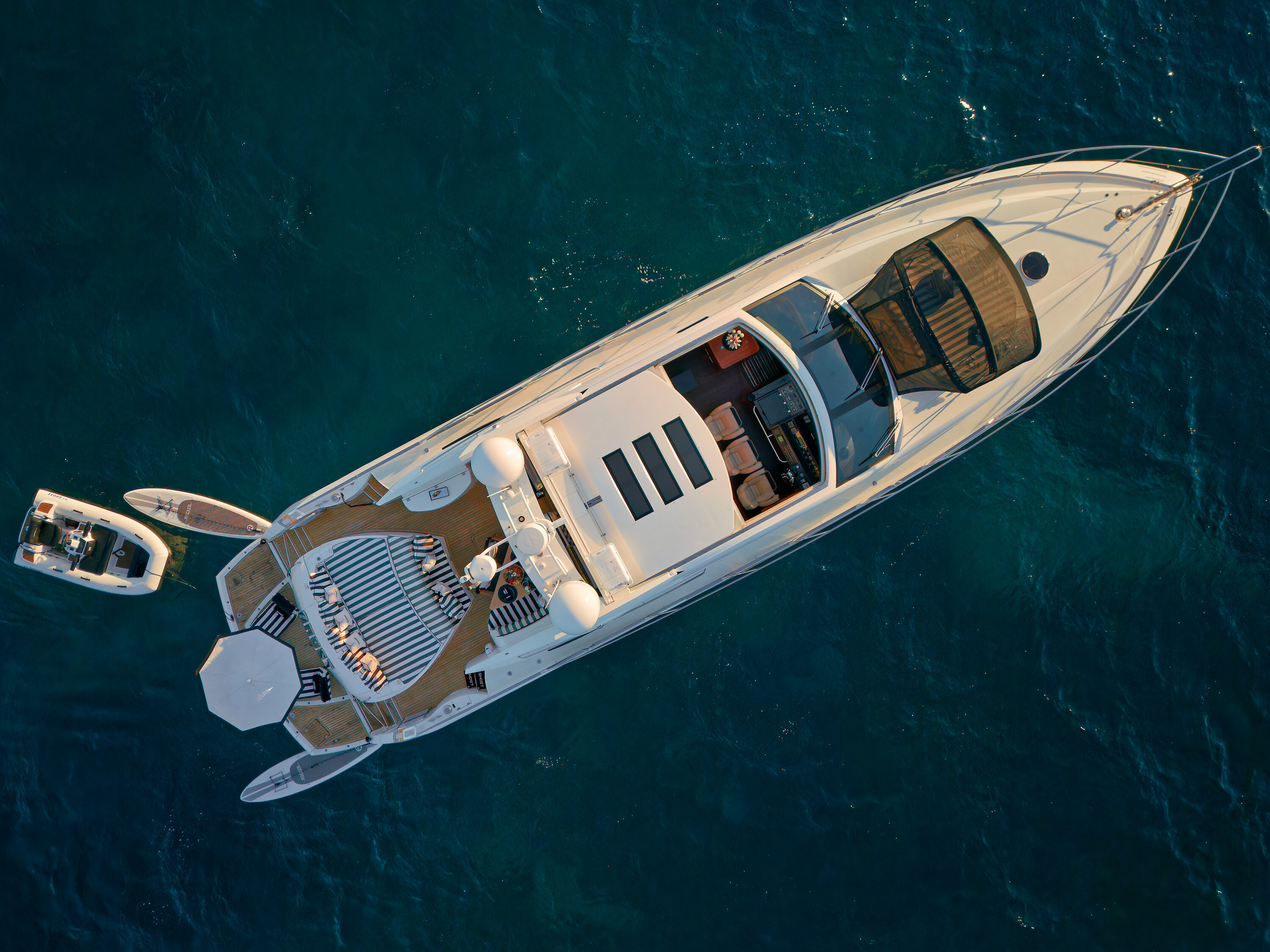 Sunseeker Predator 72, Ghost